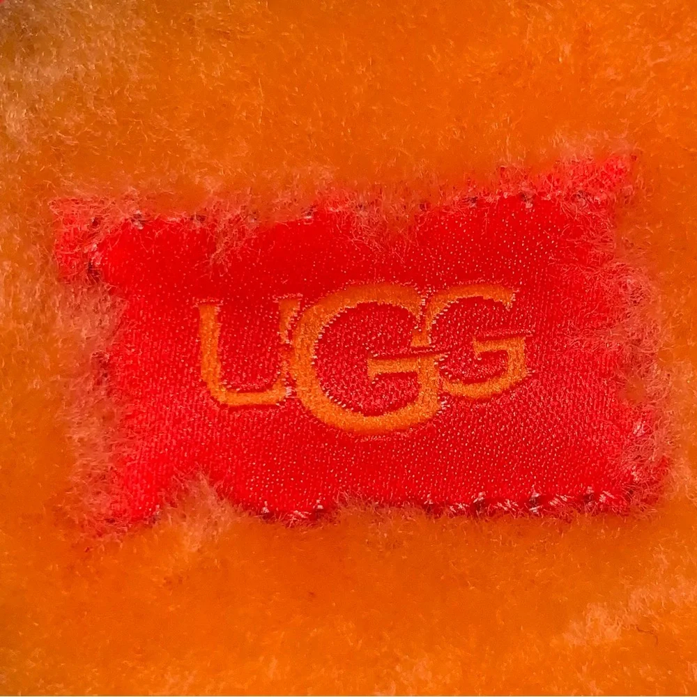 UGG Oh Yeah ‘Orange Red Yellow’ Slippers-Size 5 NWOT